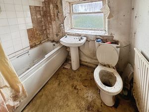 Photo 3- click for photo gallery